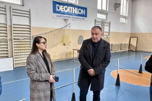 Două săli de sport din Piteşti intră în reabilitare completă