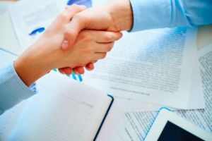 Firma fostului primar din Harsova repara Biserica Ortodoxa din Targusor, judetul Constanta (DOCUMENTE)