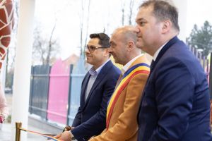 După ani de aşteptare, Caransebeşul are o creşă nouă! Una modernă, de 3 milioane de euro