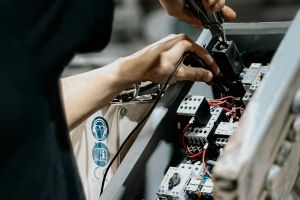 Termoficare Oradea: anunţ angajare electrician tură