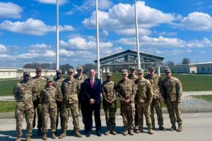 FOTO: Ambasadorul SUA, Darryl Nirenberg, a vizitat trupele americane de la Baza Aeriana Mihail Kogalniceanu