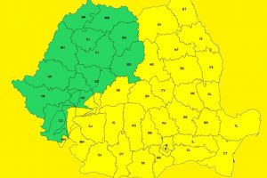 Alertă de vreme severă: ploi torenţiale, vânt puternic şi ninsori la munte