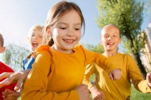 Cumparari directe Constanta: Tabara scolara la Predeal, organizata prin achizitie directa de 35.000 lei pentru elevii din Medgidia (DOCUMENTE)