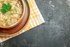 Meniu diversificat pentru copiii din Poarta Alba. Liceul Agricol a contractat pachete alimentare (DOCUMENTE) 