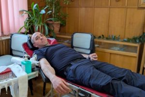 FOTO: Jandarmii Gruparii de Jandarmi Mobile Tomis Constanta au donat sange pentru a salva vieti