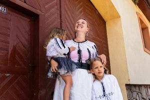 Drumeţie spre Viftania: experienţă autentică de Florii la Răşinari