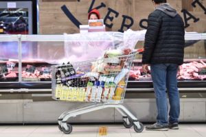 Protecţia Consumatorilor, controale înainte de sărbătorile Pascale: la ce trebuie să fie atenţi sătmărenii când cumpără alimente