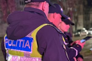 Razii în trafic la Dorohoi. Zeci de maşini trase pe dreapta