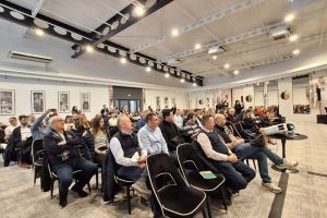 Sesiune de informare despre legislaţia privind protecţia consumatorilor, la CCIAT