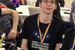 Performanţă remarcabilă pentru fiul unui medic din Botoşani. A obţinut medalia de argint la Olimpiada Naţională de Matematică