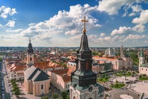 Primăria Oradea vă doreşte sărbători Pascale pline de iubire şi căldură sub lumina Învierii!
