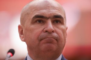Ilie Bolojan nu exclude un guvern minoritar!