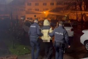Minor de 15 ani, reţinut după ce a pulverizat spray lacrimogen într-un mall din Craiova. Mai multe persoane afectate/ VIDEO