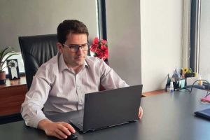 Soft inovator la Prefectura Vrancea: soluţia digitală care eficientizează reducerile din administraţie