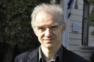 Teoria stringurilor sau coardele nevăzute care manevrează Universul