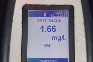 Bărbat din Novaci, prins la volan cu alcoolemie record, reţinut de poliţişti