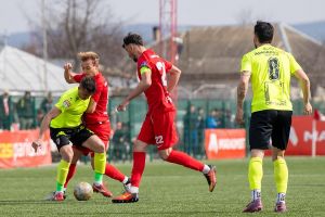 Fotbal/ Liga 2: CSM Reşiţa- FC Bacău, derby-ul Grupei B din play-out