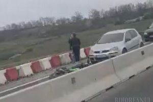 Accident pe DN76, între Pocola şi Răbăgani: un motociclist a fost rănit, traficul este îngreunat (VIDEO)