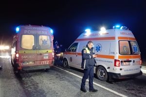 Botoşănean luat pe sus de o maşină la ieşirea dintr-un magazin. A ajuns la spital