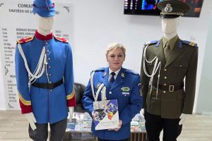 Colonel Luiza Rotaru, între istorie, expoziţie şi albumul celor 175 de ani ai Jandarmeriei Române