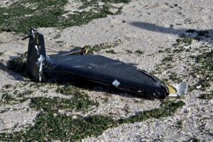 Fragmente de dronă, găsite la 500 de metri de un restaurant din Tuzla (FOTO)