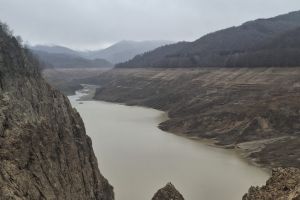 Ministrul Energiei - Estimam finalizarea reumplerii lacului Vidraru in luna octombrie“