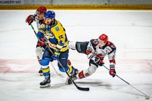 Victorie categorică pentru Corona Braşov la Budapesta, 4-0! Meci decisiv casă în Semifinala Erste Liga