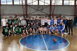 Baschetbaliştii de la CNTV, calificaţi la etapa naţională