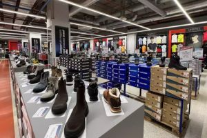 Dispare un mare lanţ de magazine din România