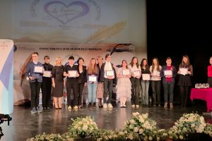 FOTO Elita României! Ei sunt elevii premiaţi la Botoşani la Olimpiada Naţională de Limba Română!
