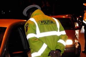 Poliţia Braşov a prins mai mulţi şoferi periculoşi în acest weekend: alcool, droguri, permis anulat şi maşini neînmatriculate