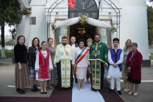 FOTO. Știri Constanta: Doi copii din asistenta maternala au fost botezati la Cumpana, in duminica Floriilor