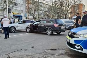 Acum! Accident cu victime în Piteşti. Trafic blocat