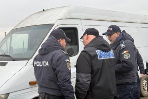 Amendă uriaşă pentru un botoşănean în Piaţa Centrală. Cum l-au surprins poliţiştii