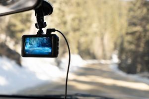 Camera auto de bord: Tehnologia care iti ofera siguranta si dovezi in orice situatie