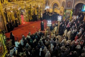 „Un om iertat este îmbrăcat în lumină”. Îndemnul Mitropolitului Banatului înainte de Paşte