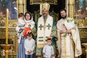 Preot nou într-o localitate din Botoşani. Părintele a fost hirotonit în Duminica Floriilor