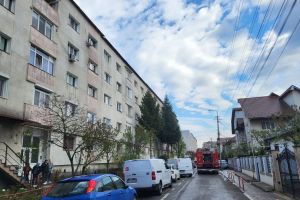Conductă de gaz avariată pe str. Lt. Călin. Persoane evacuate din bloc