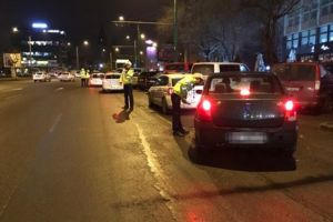 Razii pe timp de noapte in Braşov! 27 de şoferi beţi, găsiţi în weekend (VIDEO)