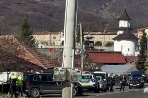 Motociclist rănit într-un accident rutier produs pe DN12A, la Târgu Ocna