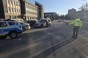 Peste 500 de maşini trase pe dreapta, 440 de amenzi, 67 de permise reţinute