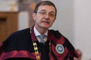 Preşedintele Academiei: Ar fi bine să revenim la valori şi la virtuţi, pentru că ţara aceasta va merge înainte prin ele