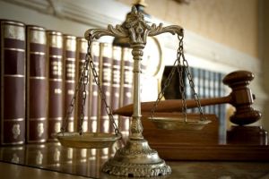 Comunicat de presă. UNJR, AMR, AJADO şi APR iau act cu stupoare ”de tendinţa distructivă la adresa sistemului de justiţie din România”