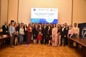 Studiu/Colegiul Medicilor din Romania: Lipsa locurilor de munca si birocratia, principalele bariere pentru medicii de sanatate publica si management