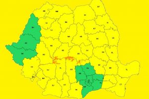 Vremea se strică brusc: vânt puternic, ninsori şi viscol