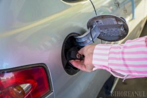 De azi, acciză mai mică la motorină. Cât costă litrul în Oradea la principalele staţii de carburanţi