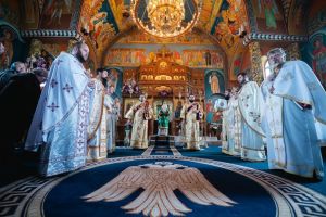 Calendar ortodox, 8 aprilie 2026. Pomenirea Sfintilor Apostoli Irodion, Agav si Ruf