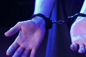 Tânăr din Timiş, reţinut după ce şi-a distrus brăţara de monitorizare