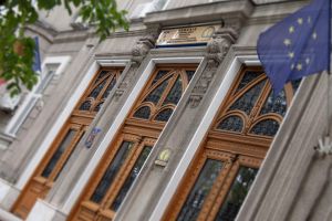 Vicepresedintele CJ Arges si conducerea DGASPC Arges, trimisi in judecata de procurorii DNA! Ce acuzatii li se aduc