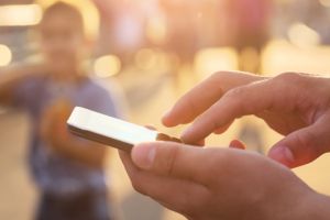 Campanie pentru prevenirea înşelăciunilor comise prin telefon, SMS sau online